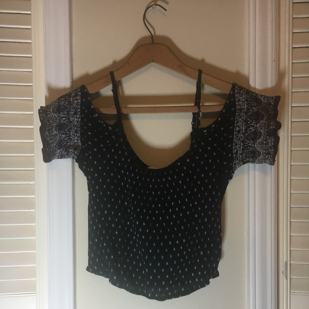 La hearts boho crop top